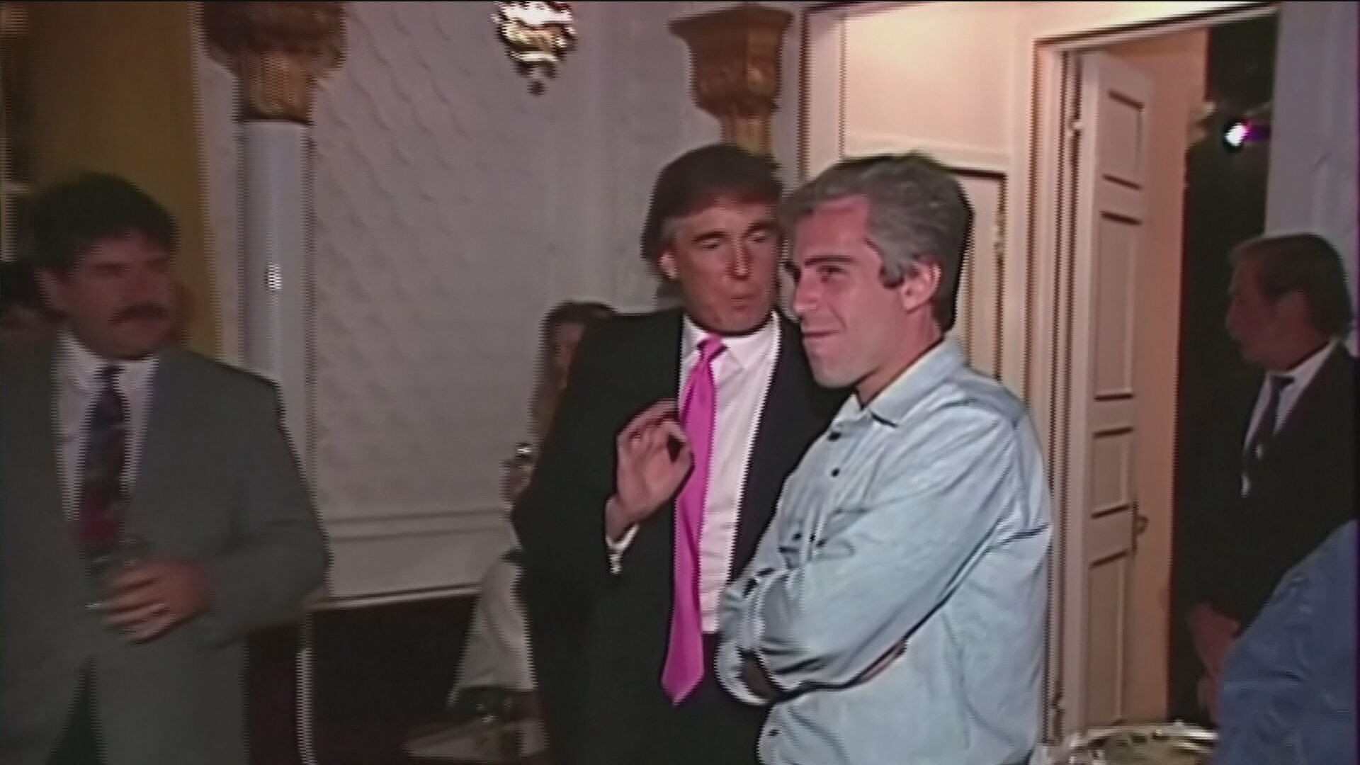 Trump nega amizade com Epstein e diz que milionário se juntou a autor ‘canalha’ para prejudicá-lo